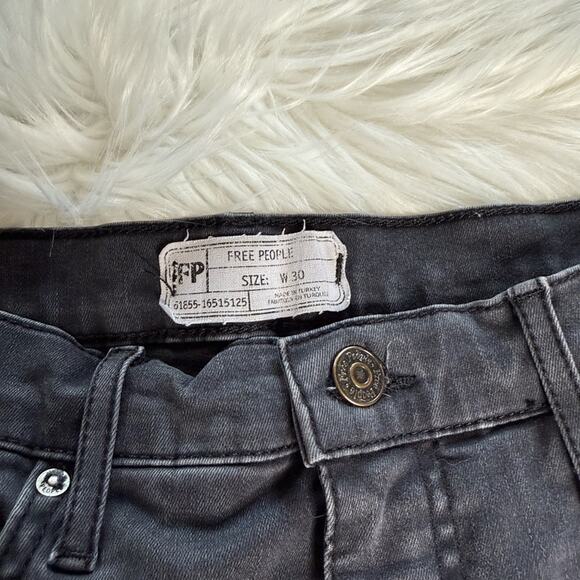 Free People Black Ripped Knee Skinny Jeans - Picture 4 of 6